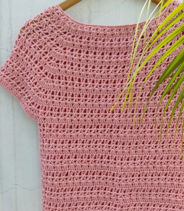 Zoom image of handmade crochet top pink